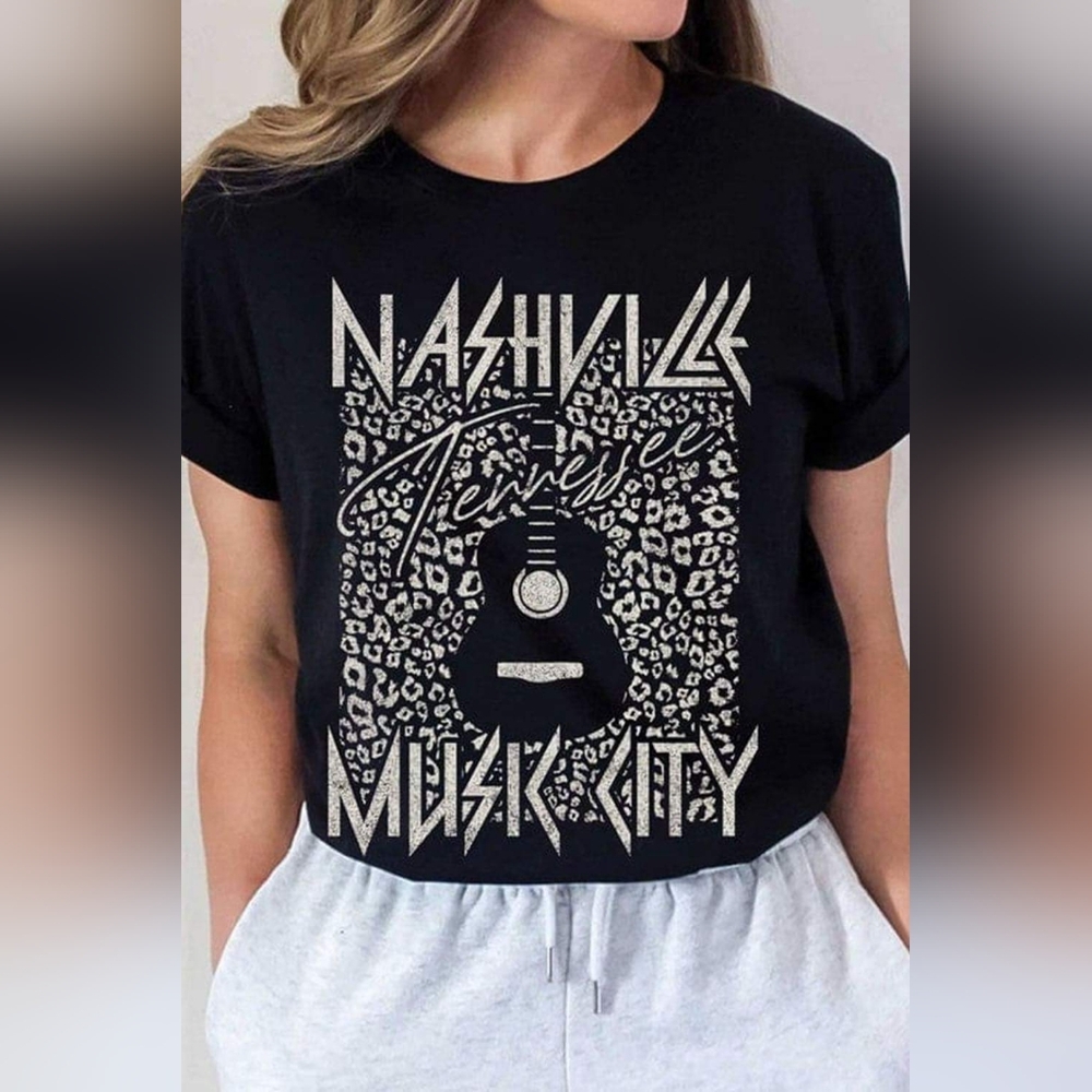 NEW With Tags Black NASHVILLE MUSIC CITY Graphic Tee Animal Print Guitar